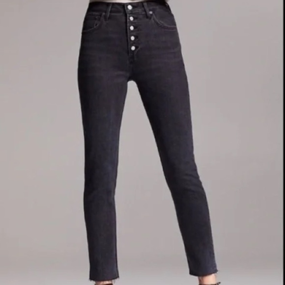The Yoko High-Rise Button Fly Slim- Black